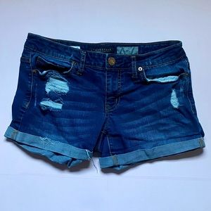 Aeropostale MIDI Shorts Size 2 DISTRESSED